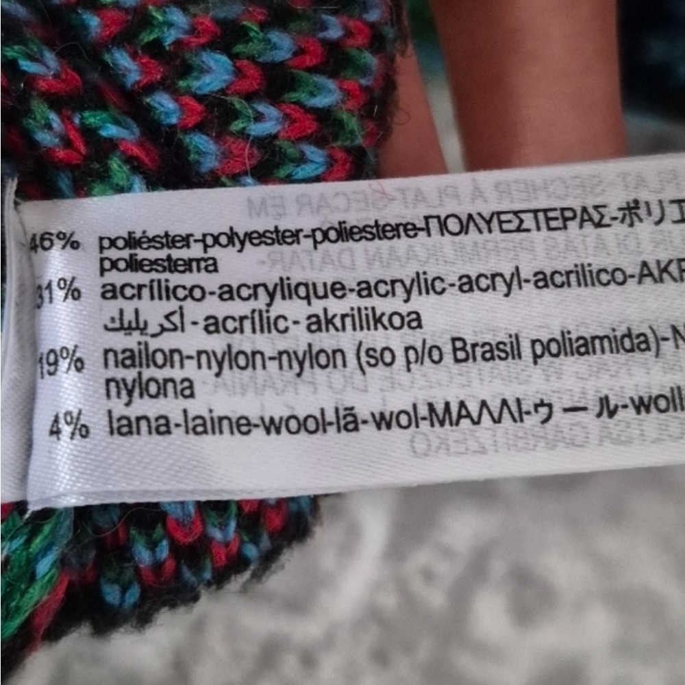Zara Disney fair isle sweater medium - Picture 11 of 13